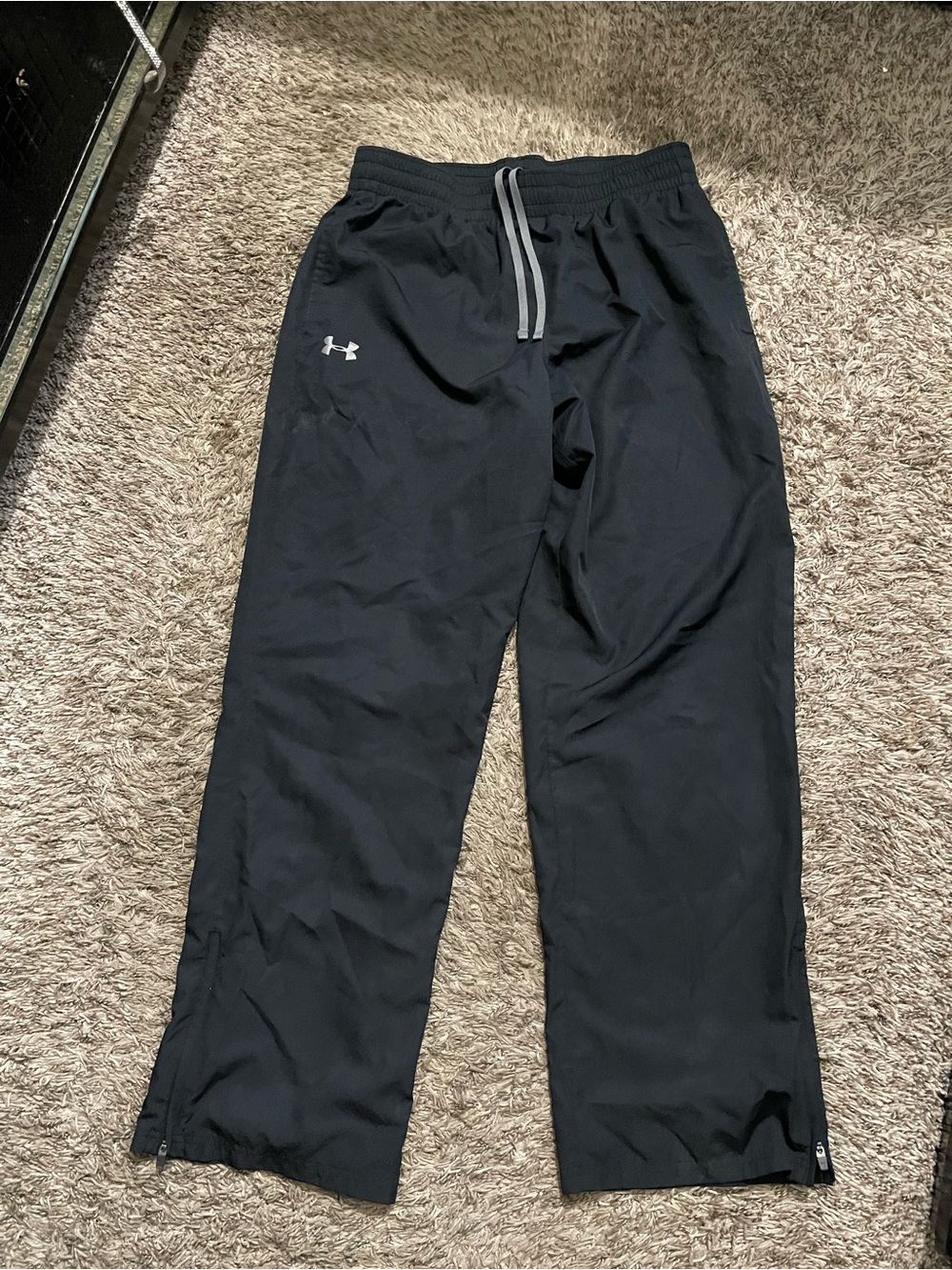 Under Armour men’s Black Jogger Track Pants with Reflective Logo